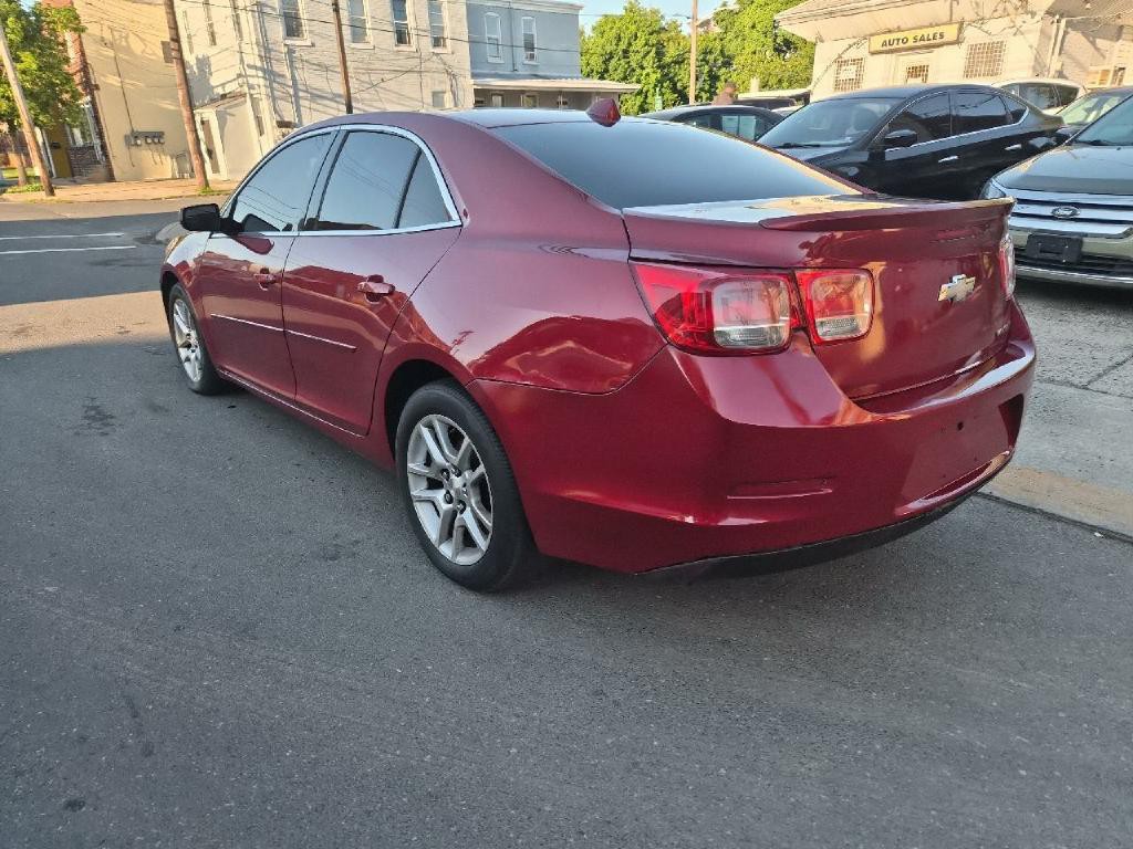 2014 Chevrolet Malibu Image 4