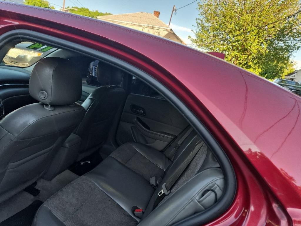 2014 Chevrolet Malibu Image 12