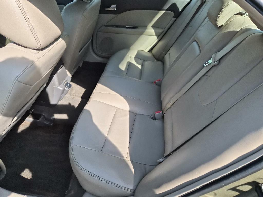 2012 Ford Fusion Image 12