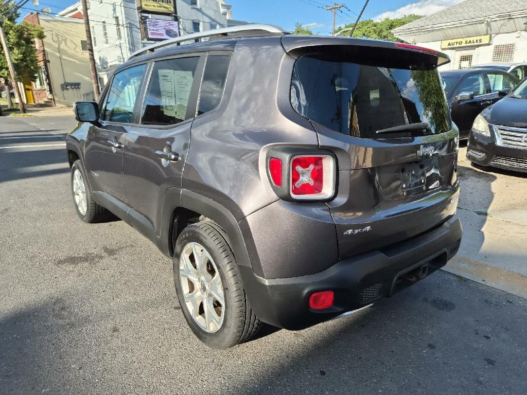 2016 Jeep Renegade Image 3