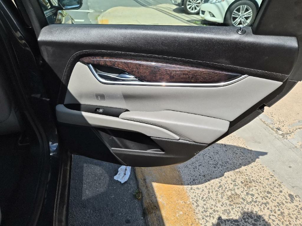 2016 Cadillac XTS Image 15