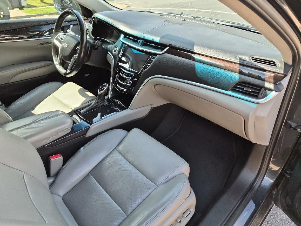2016 Cadillac XTS Image 16