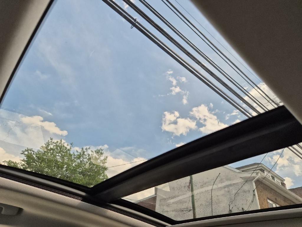 2016 Cadillac XTS Image 25