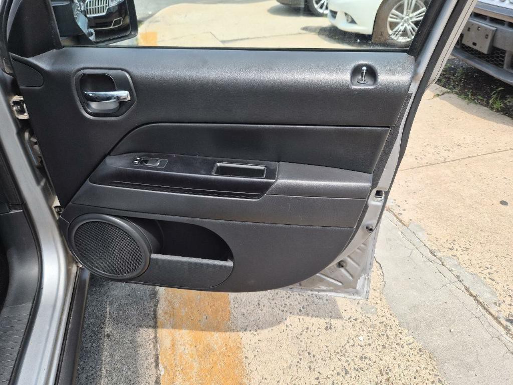 2015 Jeep Patriot Image 15