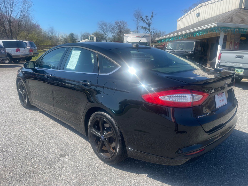 2016 Ford Fusion Image 7