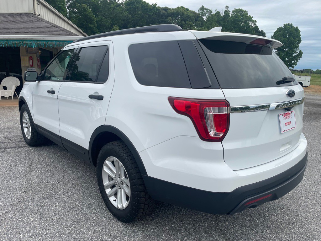 2016 Ford Explorer Image 6