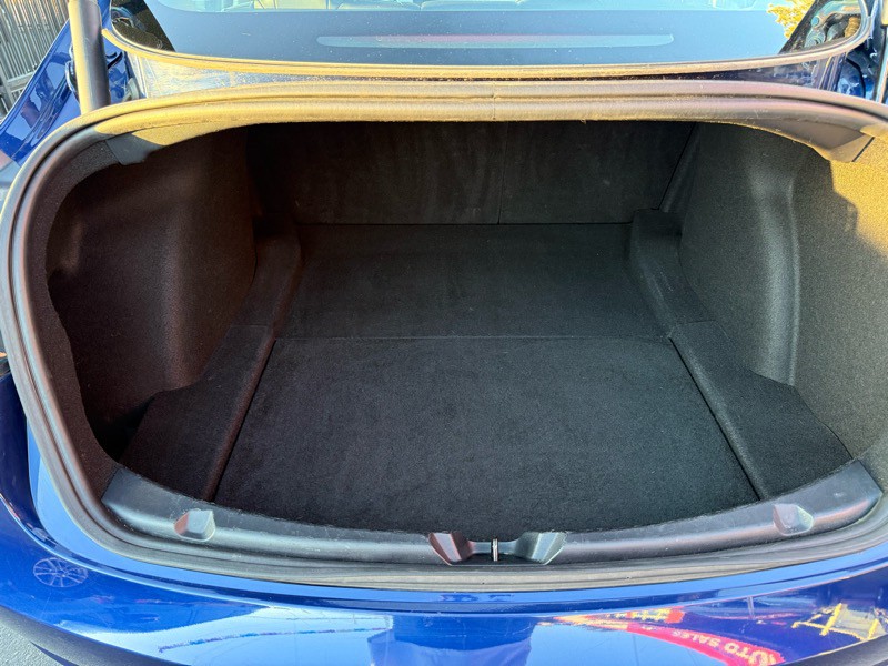 2022 Tesla Model 3 Image 5