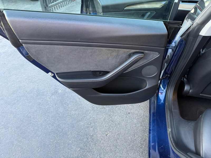 2022 Tesla Model 3 Image 26