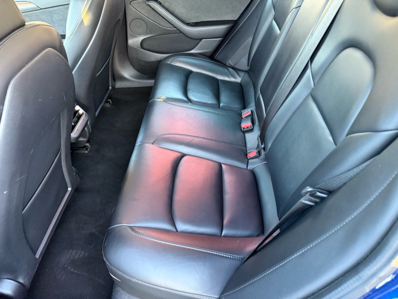 2022 Tesla Model 3 Image 27