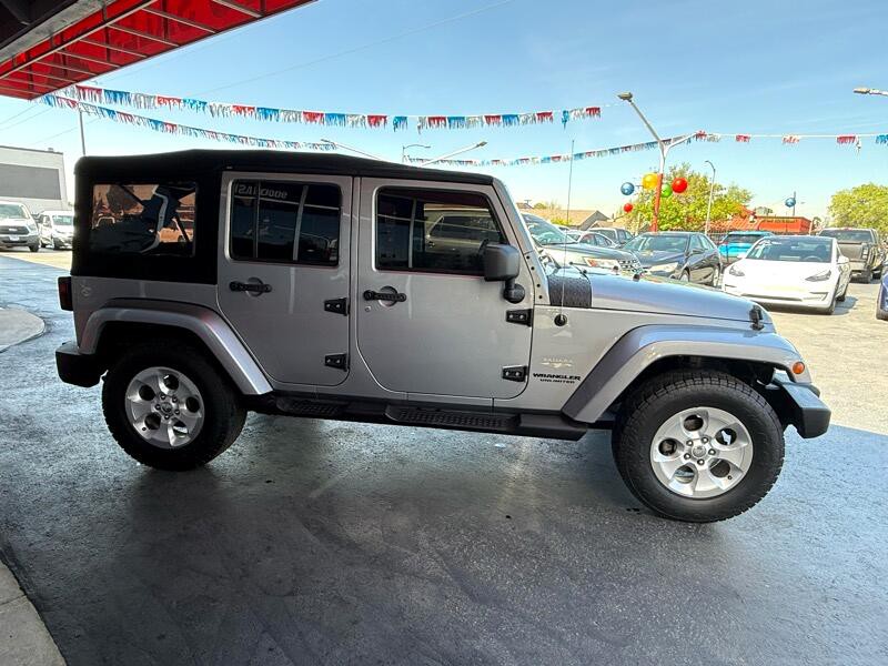 2013 Jeep Wrangler Image 7