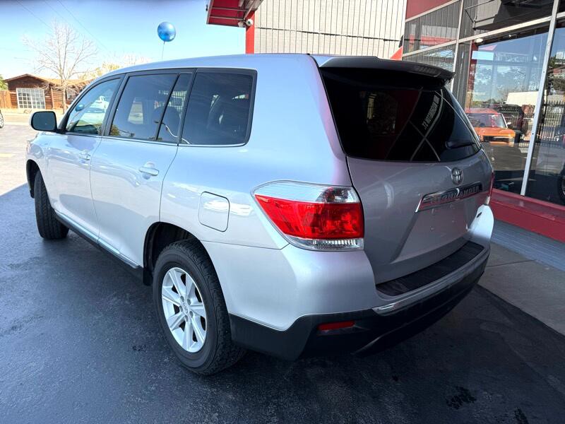 2011 Toyota Highlander Image 3