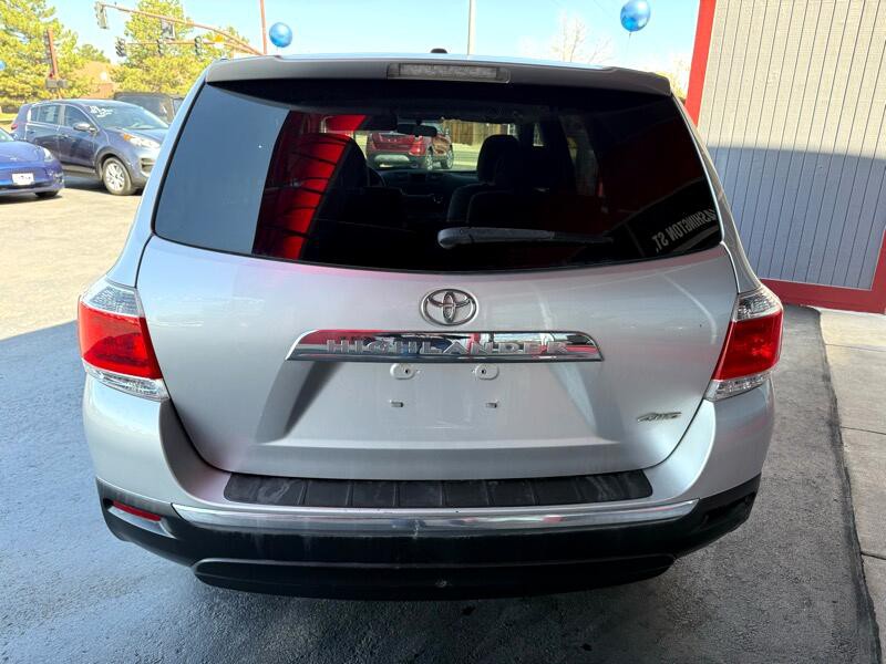 2011 Toyota Highlander Image 4