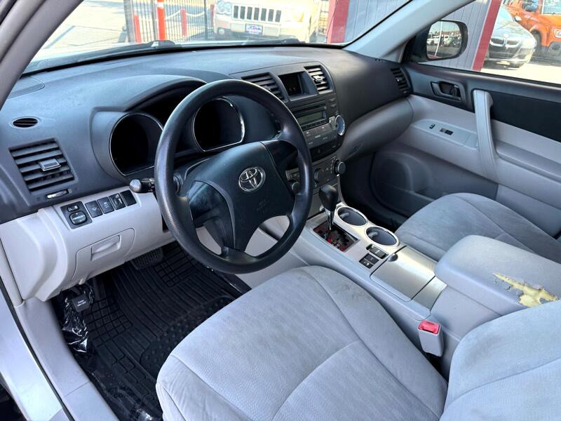 2011 Toyota Highlander Image 14