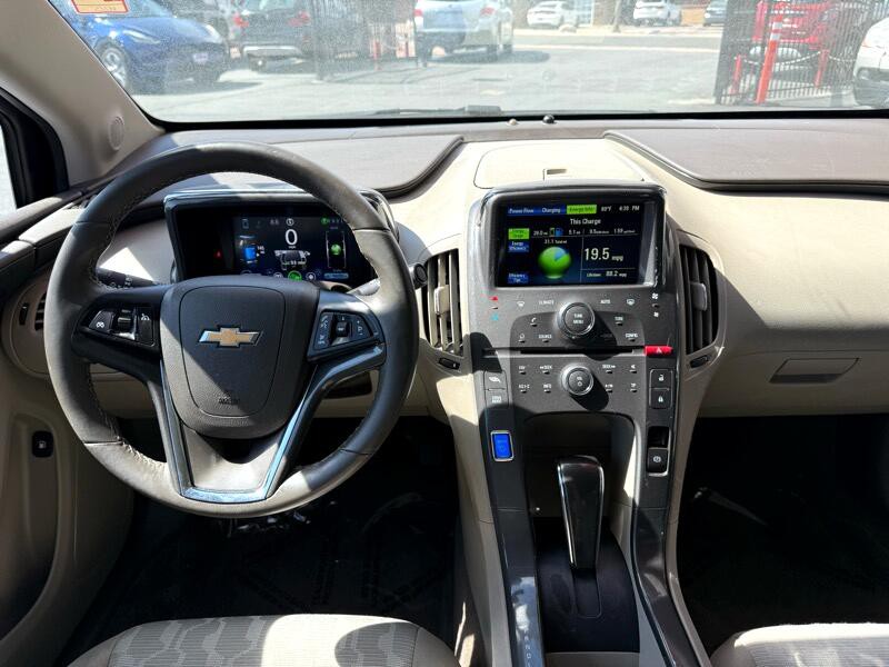 2014 Chevrolet Volt Image 14