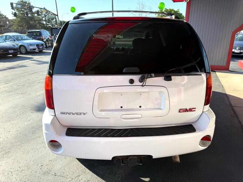2007 GMC Envoy Image 4