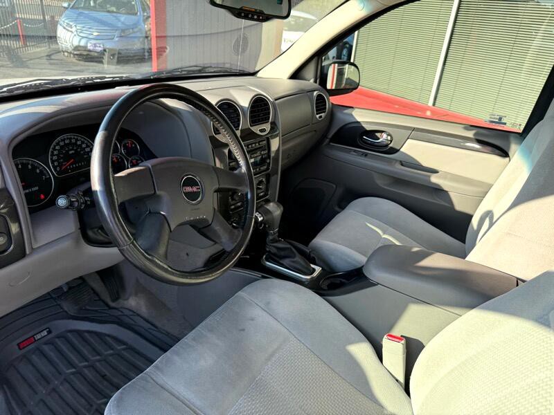 2007 GMC Envoy Image 14
