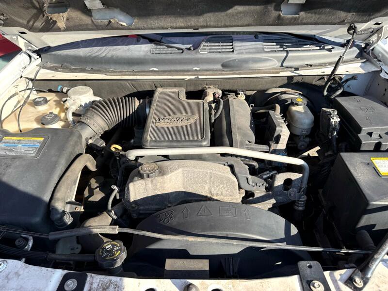 2007 GMC Envoy Image 32