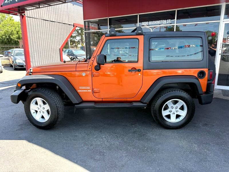 2011 Jeep Wrangler Image 2
