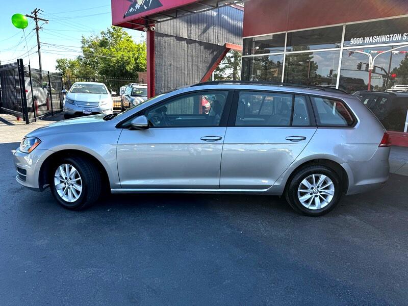 2015 Volkswagen Golf Image 2