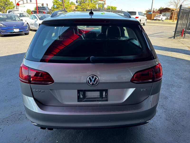 2015 Volkswagen Golf Image 4
