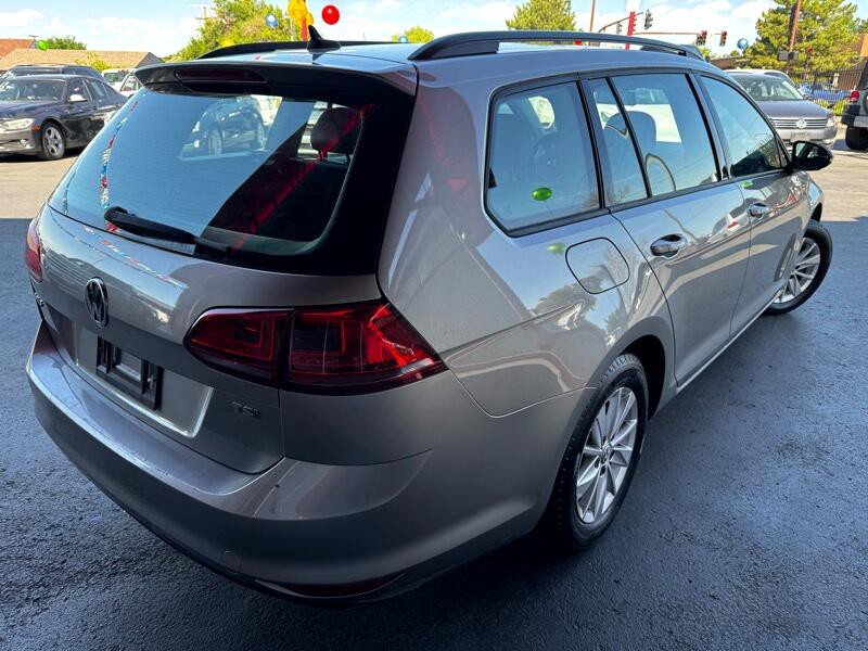 2015 Volkswagen Golf Image 6