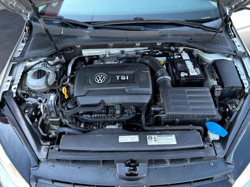 2015 Volkswagen Golf Image 21