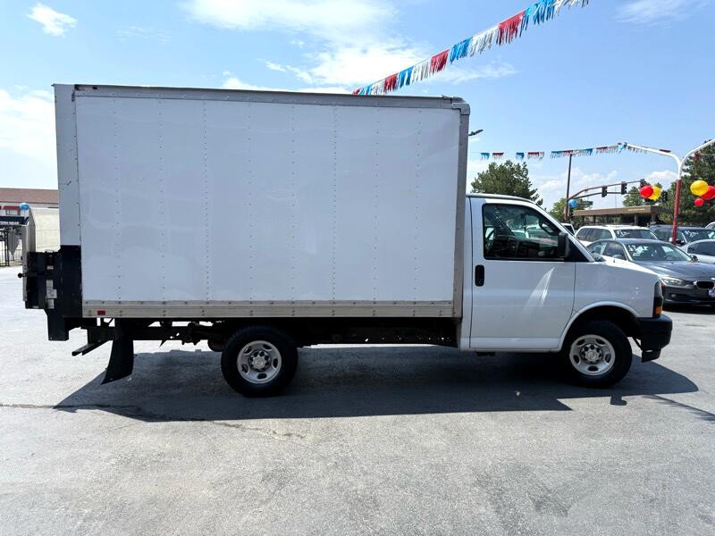 2020 Chevrolet Express Image 12