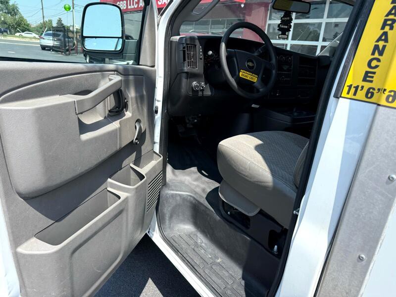 2020 Chevrolet Express Image 15