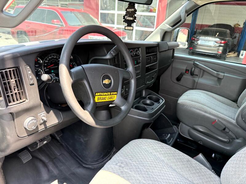 2020 Chevrolet Express Image 18