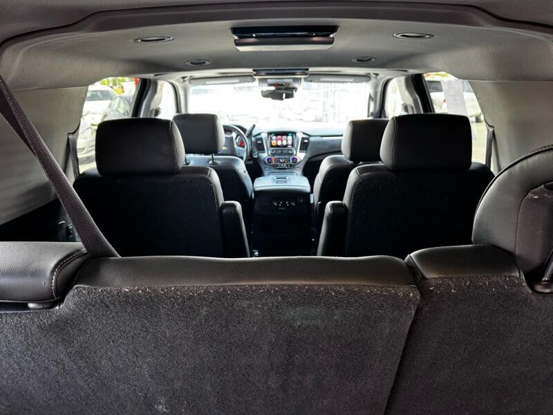 2016 Chevrolet Suburban Image 8