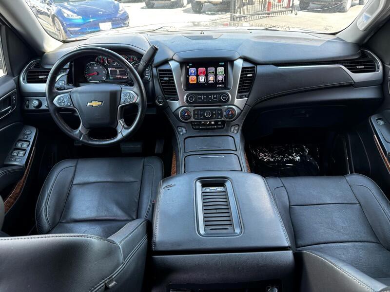 2016 Chevrolet Suburban Image 19