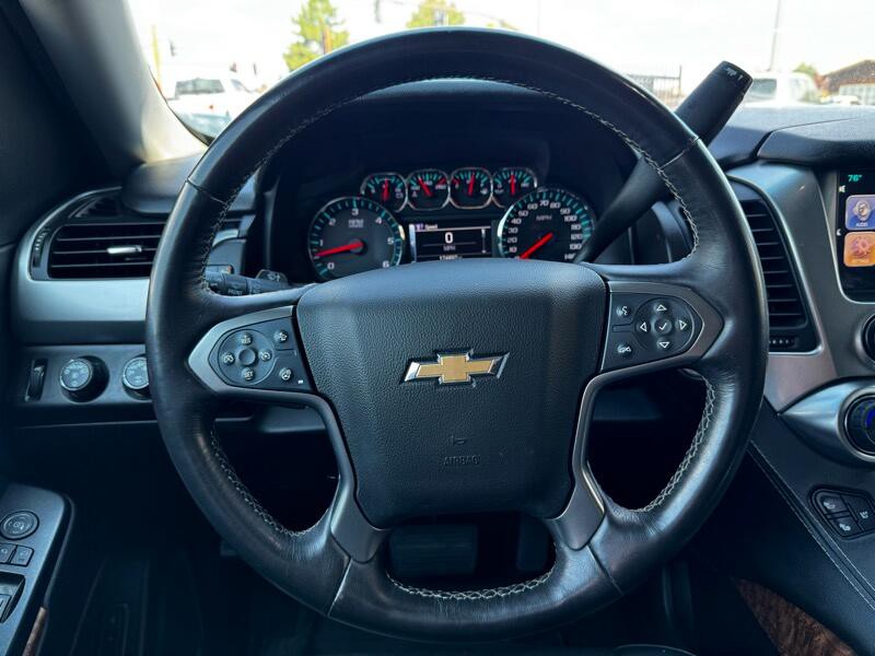 2016 Chevrolet Suburban Image 20