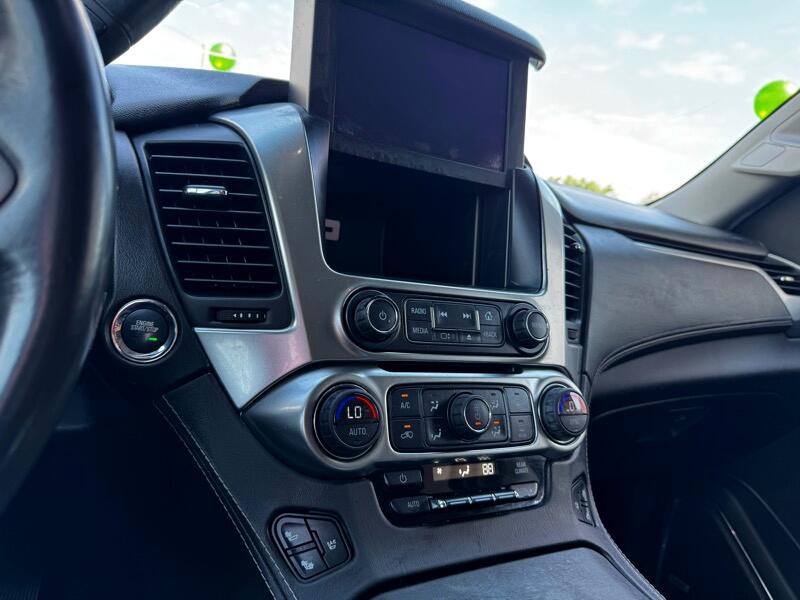 2016 Chevrolet Suburban Image 24