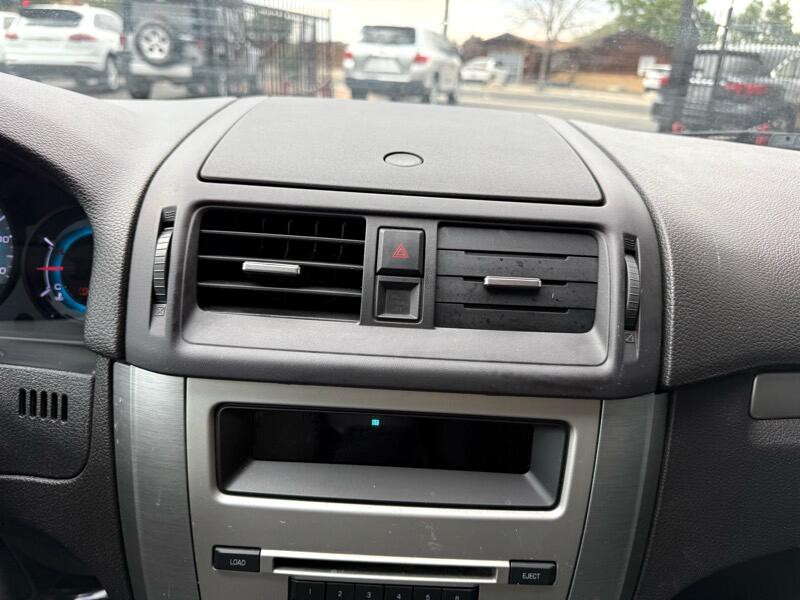 2012 Ford Fusion Image 16