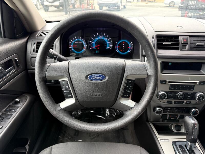2012 Ford Fusion Image 23