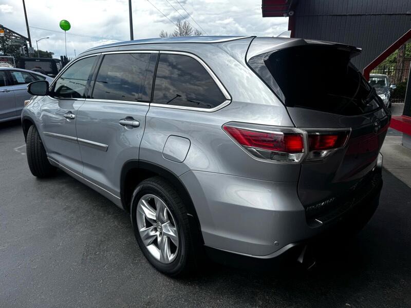 2014 Toyota Highlander Image 3