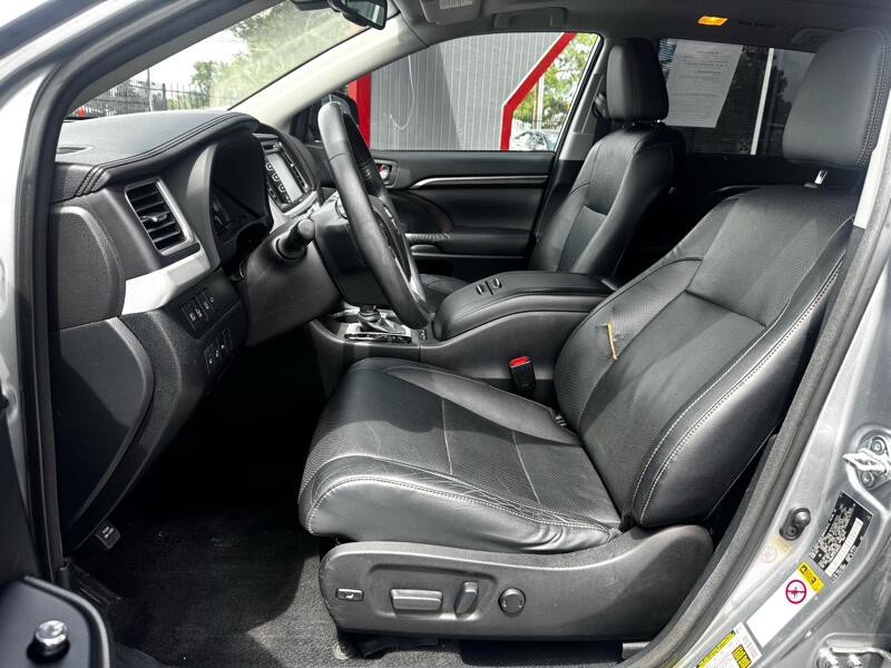 2014 Toyota Highlander Image 13