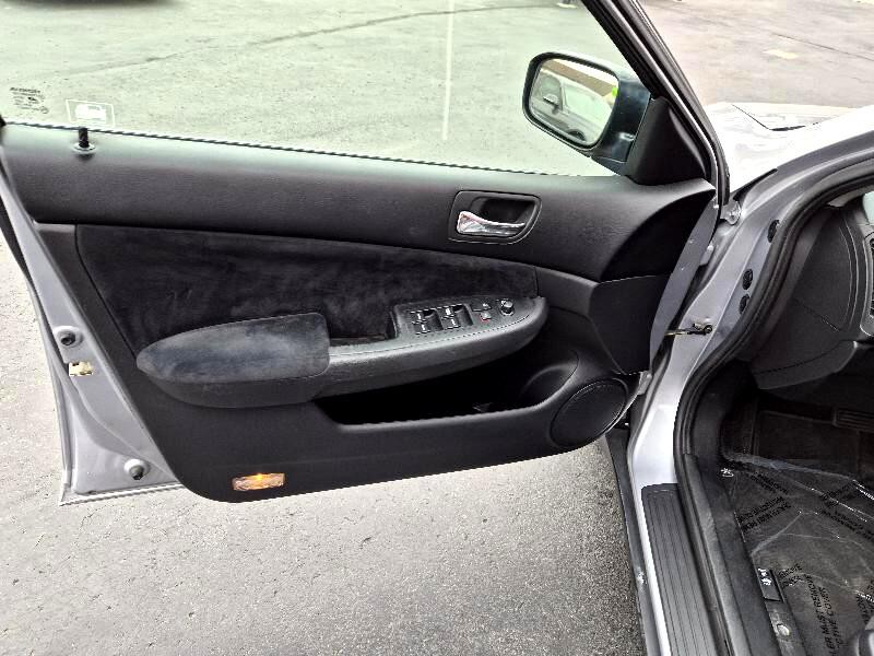 2003 Honda Accord Image 12