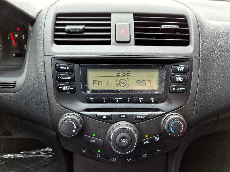2003 Honda Accord Image 17