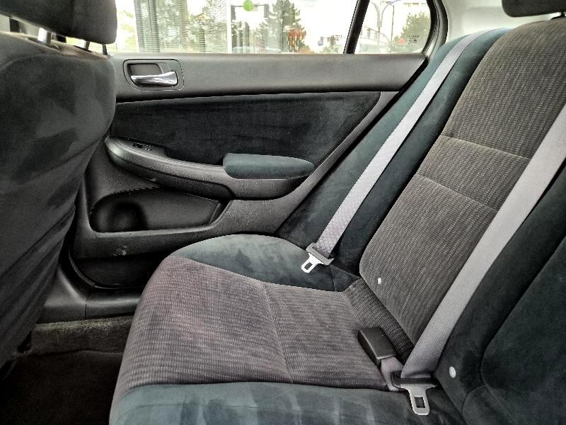2003 Honda Accord Image 29