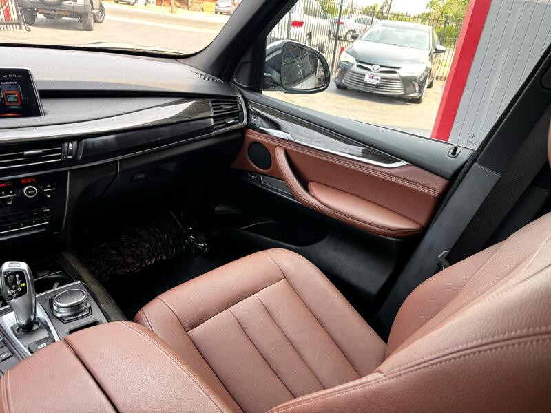 2017 BMW X5 Image 23