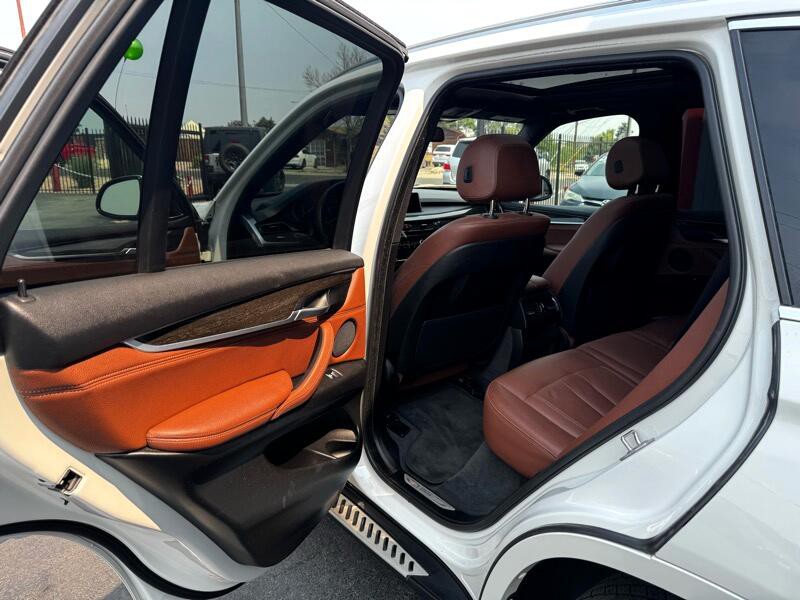 2017 BMW X5 Image 25