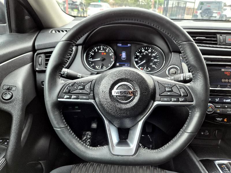 2018 Nissan Rogue Image 14