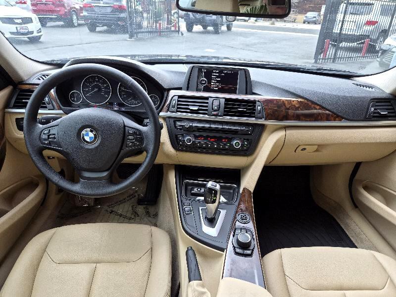 2013 BMW 3 Series Image 15