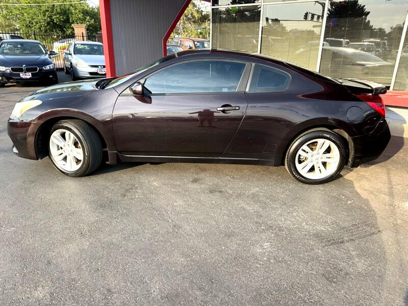 2011 Nissan Altima Image 2