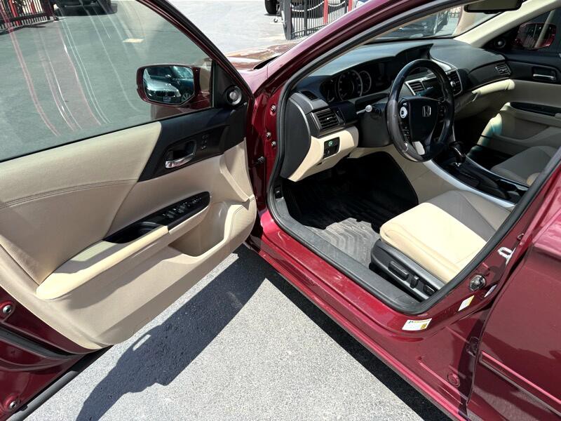 2013 Honda Accord Image 12