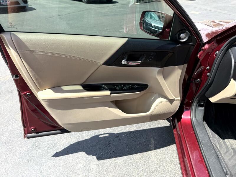 2013 Honda Accord Image 13