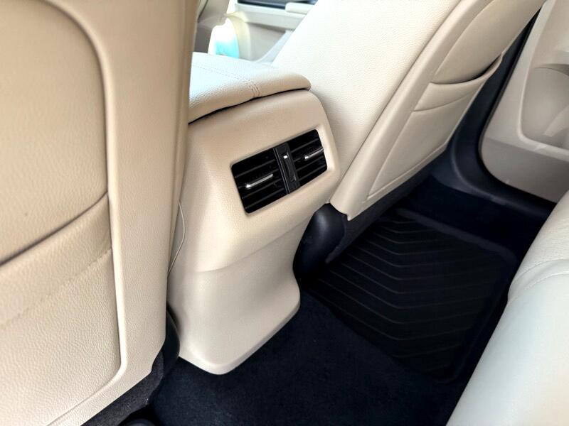 2013 Honda Accord Image 32
