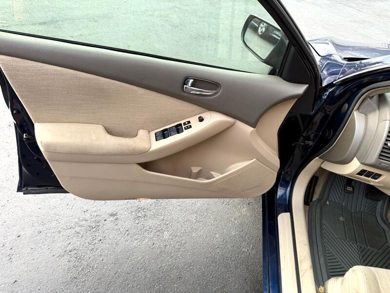 2010 Nissan Altima Image 15