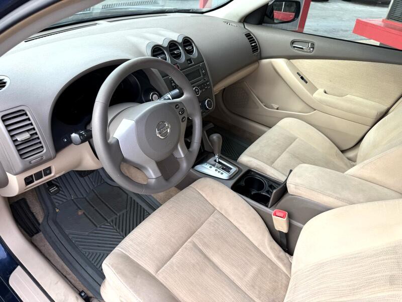 2010 Nissan Altima Image 17